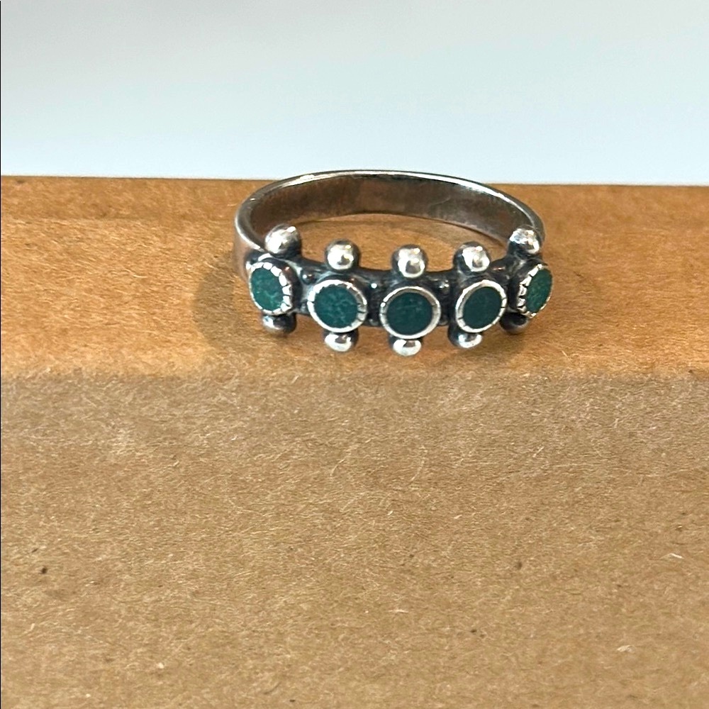 Vintage Sterling Silver & Turquoise Ring